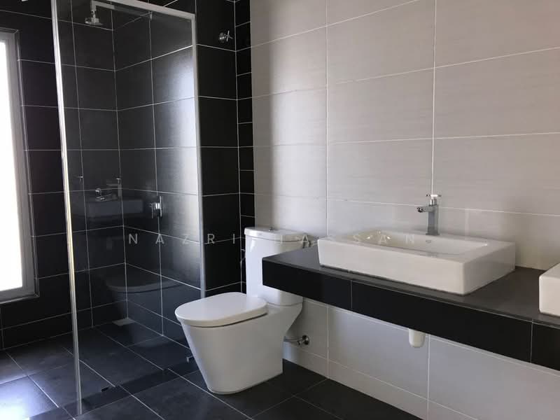 Semi-Detached House for Sale in Bandar Seri Coalfields (Ijok) - Nazri Hassan - Bathroom - PropertyGuru.com.my