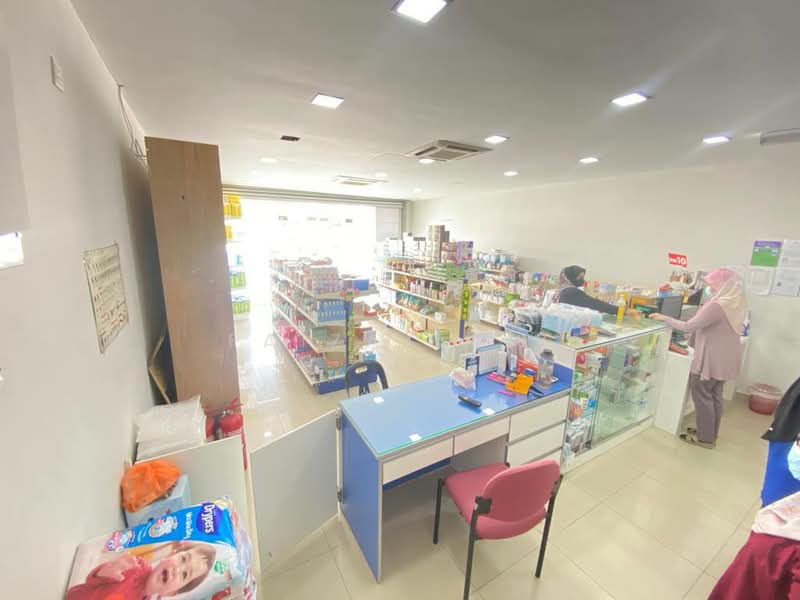 Shop for Sale in Puncak Bestari (Puncak Alam) - Faiza Aziz - Interior - PropertyGuru.com.my