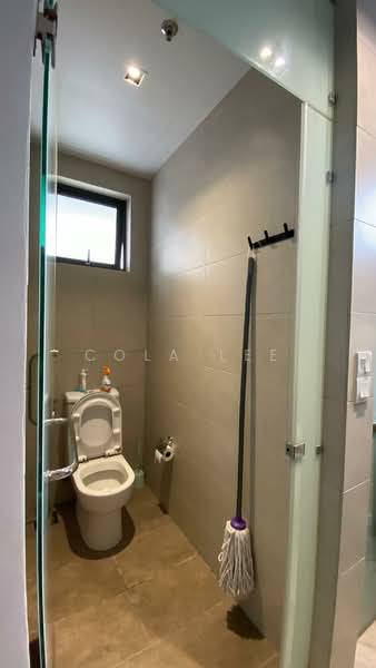 Apartment for Rent at Union Suites - Cola Lee - Bathroom - PropertyGuru.com.my