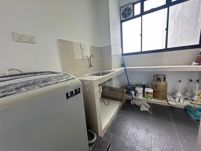 Service Residence for Sale at Sky Loft Premium Suites - Kenny Wong Chen Yao - Kitchen - PropertyGuru.com.my