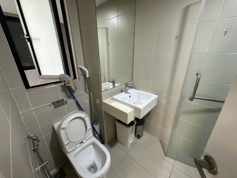 Kanvas SOHO untuk Untuk Disewa - RM 1,350 /bulan, Mac 2026 - Bathroom - PropertyGuru.com.my