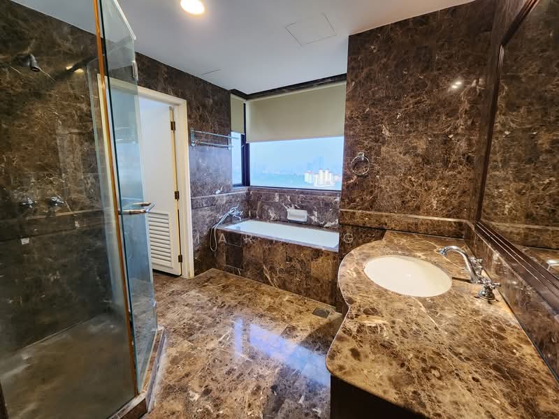 Sri Tiara Residences untuk Untuk Disewa - RM 3,200 /bulan, Mac 2026 - Bathroom - PropertyGuru.com.my