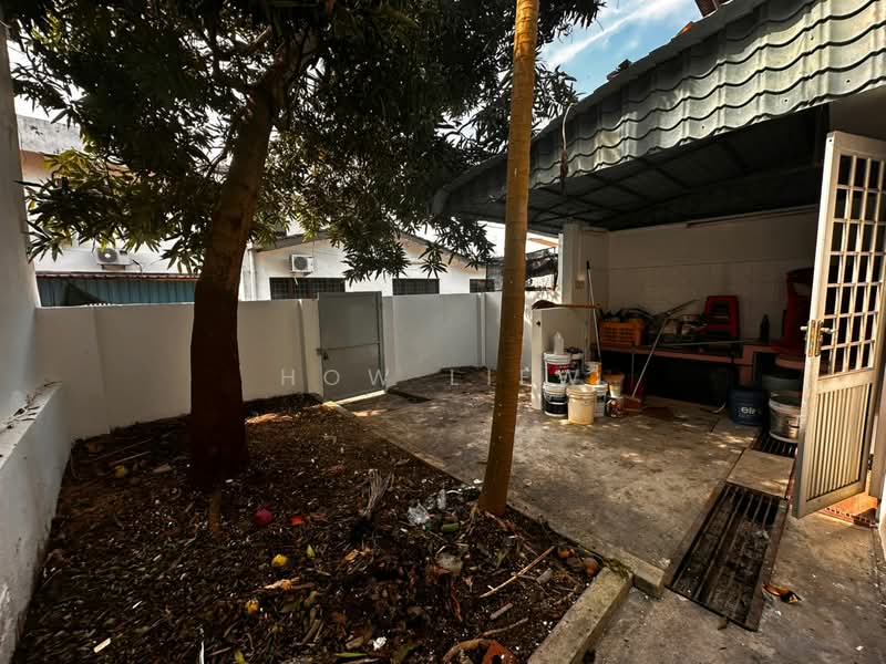 2-storey Terraced House for Sale in Taman Datuk Palembang (Bukit Baru) - How Liew - Exterior - PropertyGuru.com.my