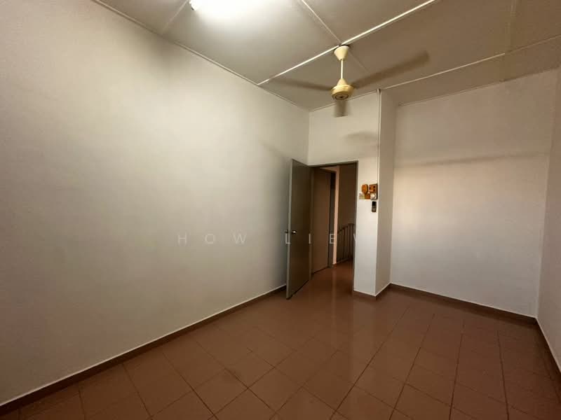 2-storey Terraced House for Sale in Taman Datuk Palembang (Bukit Baru) - How Liew - Interior - PropertyGuru.com.my