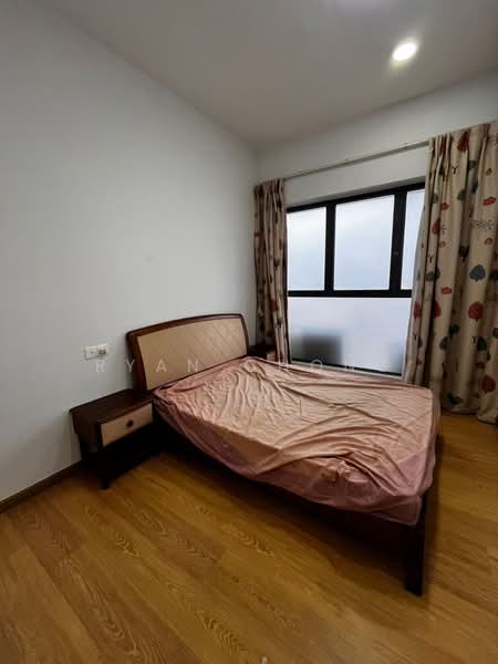 Condominium for Rent at Bay Laurel @ Country Garden Danga Bay - Ryan Chong - Bedroom - PropertyGuru.com.my