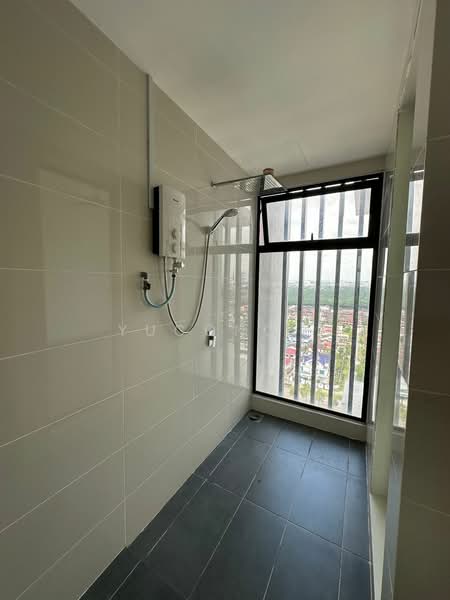 Service Residence for Sale at Southkey Mosaic - Yucong . - Bathroom - PropertyGuru.com.my