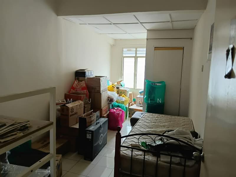 2-storey Terraced House for Sale in Bandar Mahkota Cheras (Cheras) - M.J Zairin - Bedroom - PropertyGuru.com.my