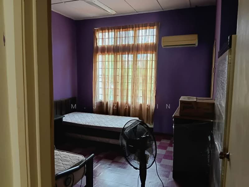 2-storey Terraced House for Sale in Bandar Mahkota Cheras (Cheras) - M.J Zairin - Bedroom - PropertyGuru.com.my
