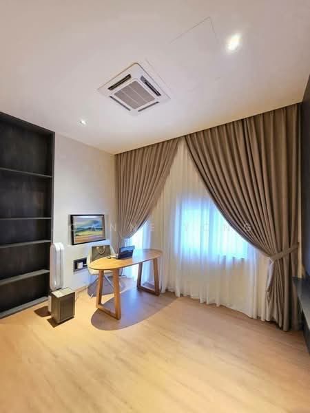 Double Storey Semi D Cluster @ Arista, Jalan Sasa, Taman Gaya, Ulu Tiram Johor. untuk Untuk Dijual - RM 2,280,000, Mac 2026 - Study - PropertyGuru.com.my