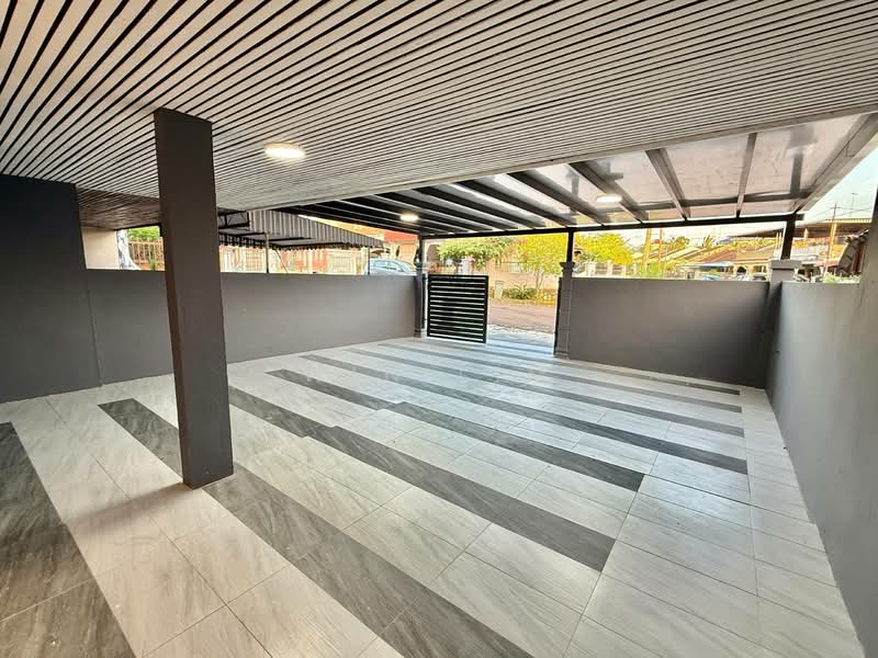 2-storey Terraced House for Sale in Taman Sri Kluang (Kluang) - Win Lim - Exterior - PropertyGuru.com.my