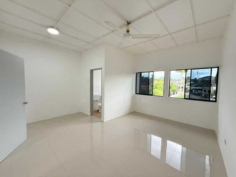 2-storey Terraced House for Sale in Taman Sri Kluang (Kluang) - Win Lim - Interior - PropertyGuru.com.my