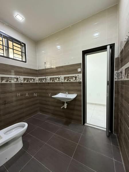 2-storey Terraced House for Sale in Taman Nusa Bestari Jaya (Iskandar Puteri (Nusajaya)) - Han Yong Ang - Bathroom - PropertyGuru.com.my