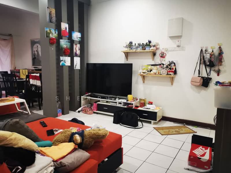 Casa Venicia Condominium untuk Untuk Dijual - RM 265,000, Mac 2026 - Living Room - PropertyGuru.com.my