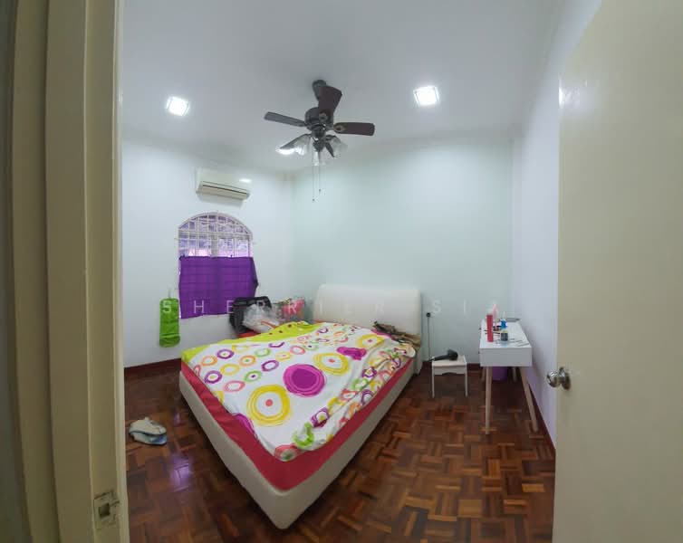 Kondominium untuk Dijual di Casa Venicia Condominium - Sherrier Sia - Bedroom - PropertyGuru.com.my