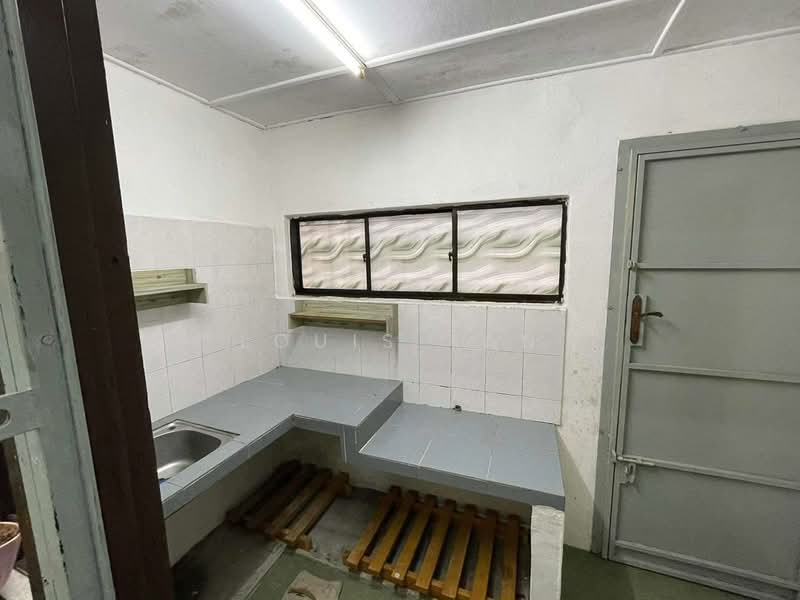 1-storey Terraced House for Sale in Taman Sri Kulai Baru (Kulai) - Louis Tan - Kitchen - PropertyGuru.com.my