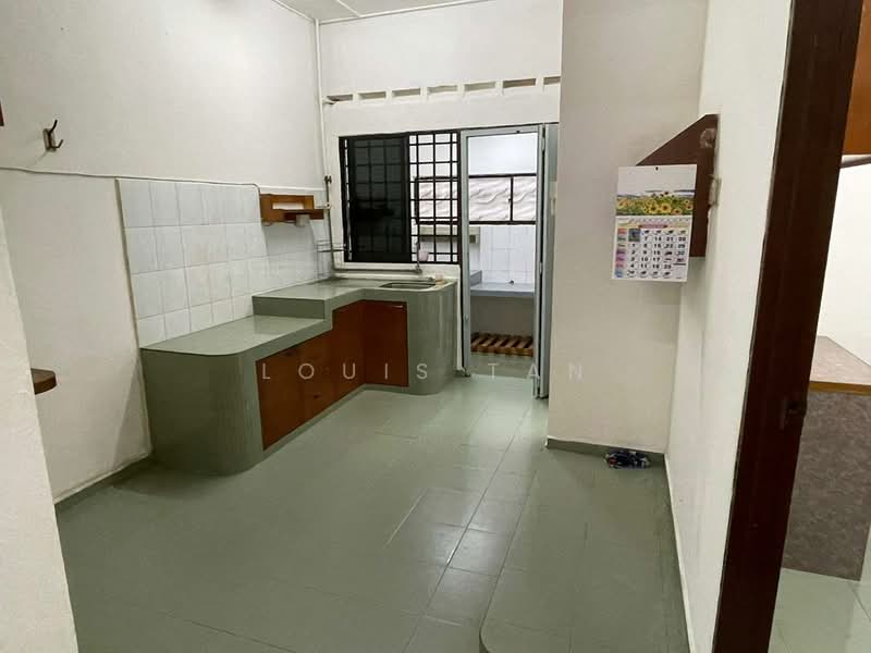 1-storey Terraced House for Sale in Taman Sri Kulai Baru (Kulai) - Louis Tan - Kitchen - PropertyGuru.com.my