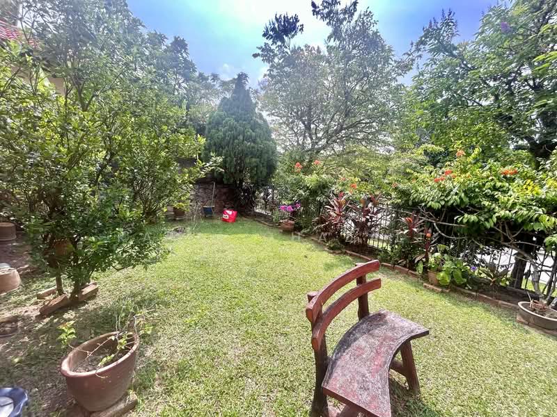 Rumah Banglo untuk Dijual di Presint 14 (Putrajaya) - Kamil Ghazali - Garden - PropertyGuru.com.my