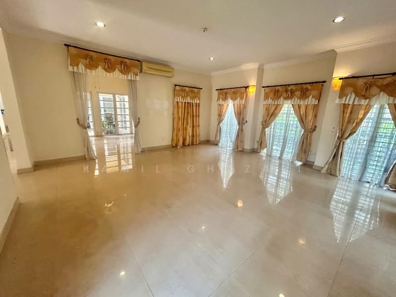 Rumah Banglo untuk Dijual di Presint 14 (Putrajaya) - Kamil Ghazali - Living Room - PropertyGuru.com.my