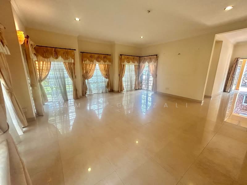 Rumah Banglo untuk Dijual di Presint 14 (Putrajaya) - Kamil Ghazali - Living Room - PropertyGuru.com.my