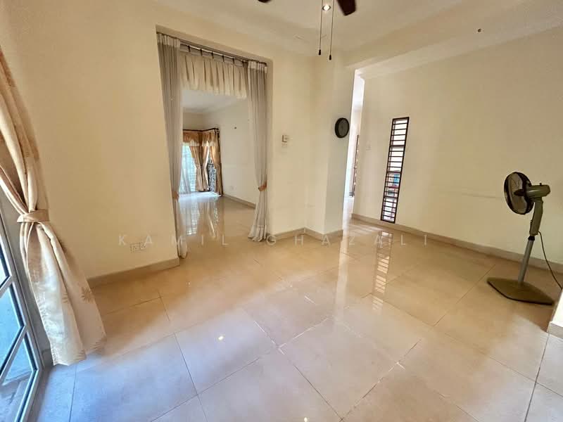 Rumah Banglo untuk Dijual di Presint 14 (Putrajaya) - Kamil Ghazali - Living Room - PropertyGuru.com.my