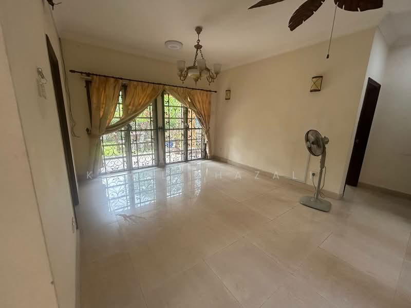 Rumah Banglo untuk Dijual di Presint 14 (Putrajaya) - Kamil Ghazali - Living Room - PropertyGuru.com.my