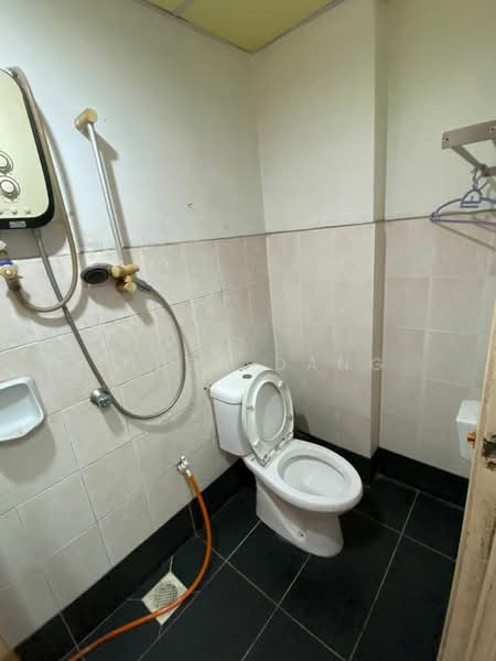 Apartment for Sale at Puchong Permata 1 - Aiden Dang - Bathroom - PropertyGuru.com.my
