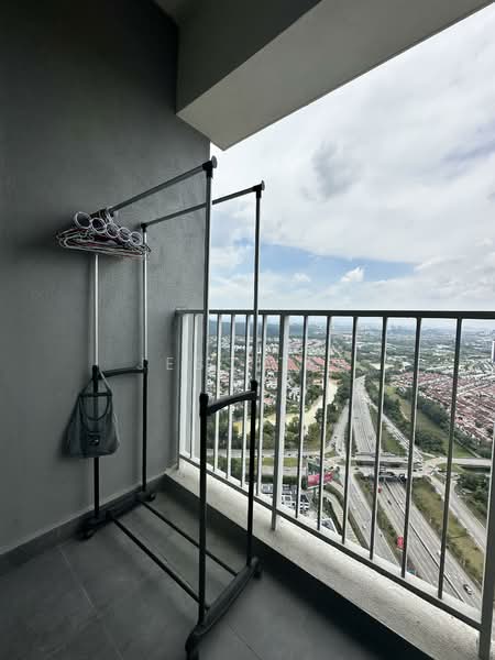 Service Residence for Sale at SUNSURIA FORUM SERVICED APARTMENT - Jess Tee - Balcony - PropertyGuru.com.my