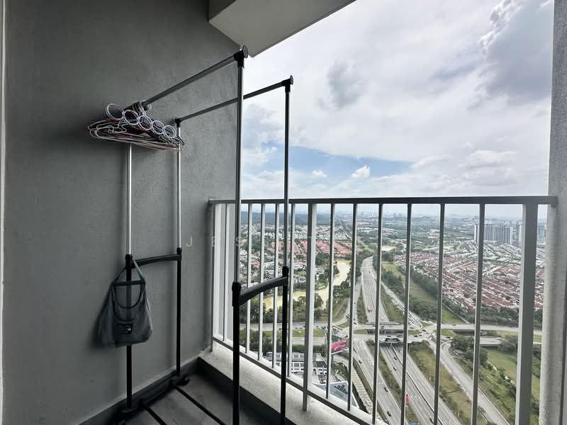 Service Residence for Sale at SUNSURIA FORUM SERVICED APARTMENT - Jess Tee - Balcony - PropertyGuru.com.my