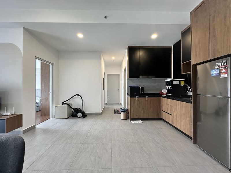 Service Residence for Sale at SUNSURIA FORUM SERVICED APARTMENT - Jess Tee - Kitchen - PropertyGuru.com.my