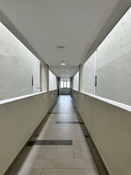 Service Residence for Sale at SUNSURIA FORUM SERVICED APARTMENT - Jess Tee - Corridor - PropertyGuru.com.my