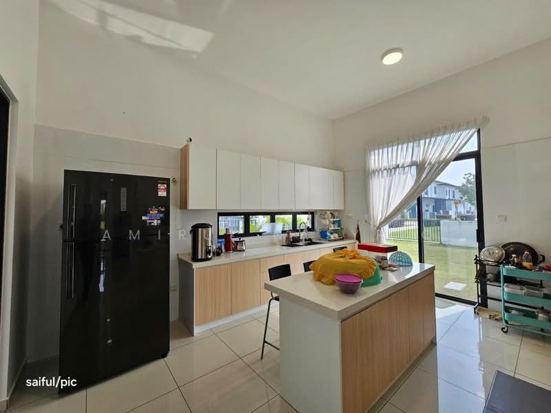 Bungalow for Rent in Kuala Selangor (Selangor) - Amirul Nasyriq - Kitchen - PropertyGuru.com.my