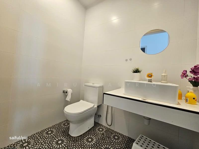 Bungalow for Rent in Kuala Selangor (Selangor) - Amirul Nasyriq - Bathroom - PropertyGuru.com.my