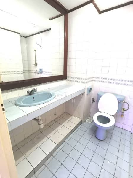 Condominium for Sale at Casa Ria - Kweenie Chong - Bathroom - PropertyGuru.com.my