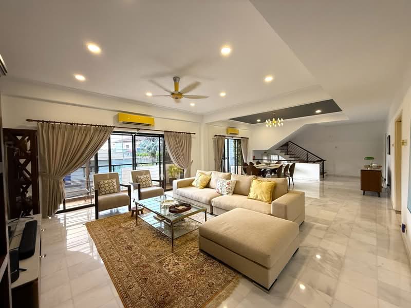 Bungalow for Sale in Ampang Jaya (Ampang) - Izzah Alias - Living Room - PropertyGuru.com.my