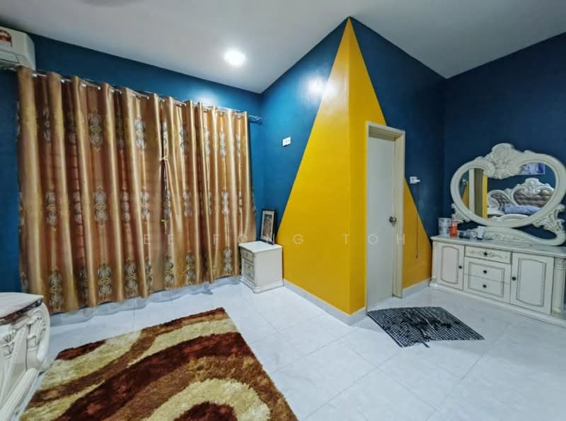 2-storey Terraced House for Sale in Mutiara Rini (Skudai) - Ee Fong Toh - Bedroom - PropertyGuru.com.my