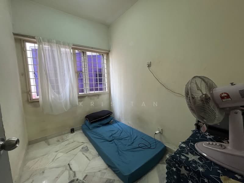 Awana Puri untuk Untuk Dijual - RM 450,000, Mac 2026 - Bedroom - PropertyGuru.com.my