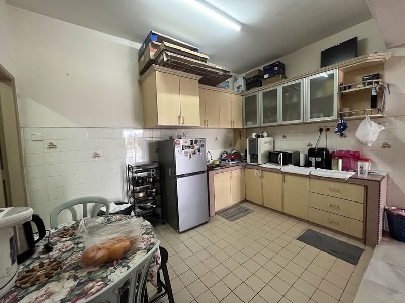 Awana Puri untuk Untuk Dijual - RM 450,000, Mac 2026 - Kitchen - PropertyGuru.com.my