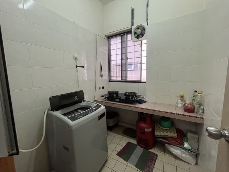 Awana Puri untuk Untuk Dijual - RM 450,000, Mac 2026 - Kitchen - PropertyGuru.com.my