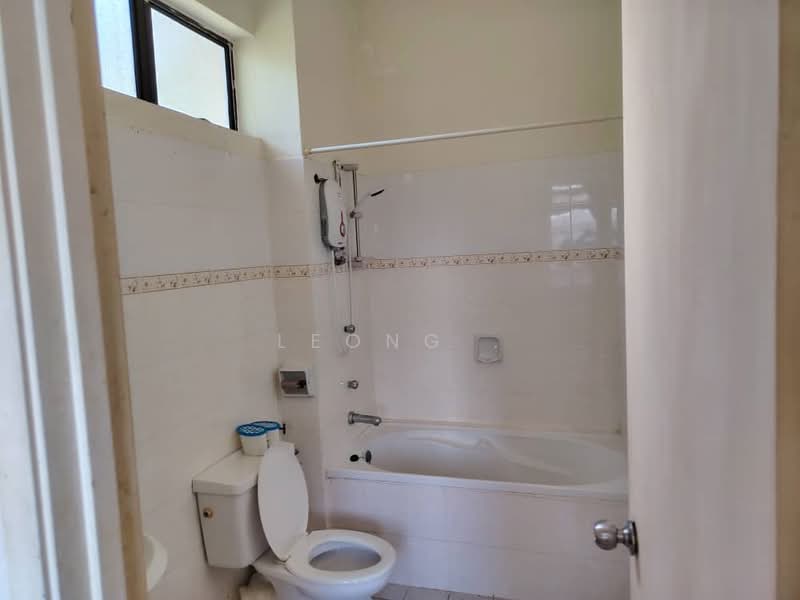 EDEN FERRINGHI untuk Untuk Disewa - RM 2,300 /bulan, Mac 2026 - Bathroom - PropertyGuru.com.my