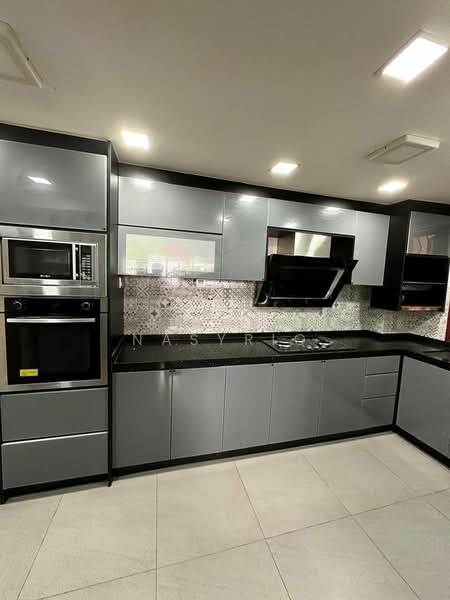 Condominium for Sale at Villamas - Amirul Nasyriq - Kitchen - PropertyGuru.com.my