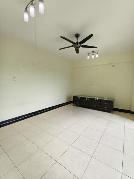 Condominium for Sale at Casa Tebrau @ Seri Palma - Daniel Yong - Living Room - PropertyGuru.com.my