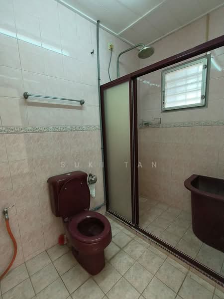 2-storey Terraced House for Sale in Taman Kepong (Kepong) - Suki Tan - Bathroom - PropertyGuru.com.my
