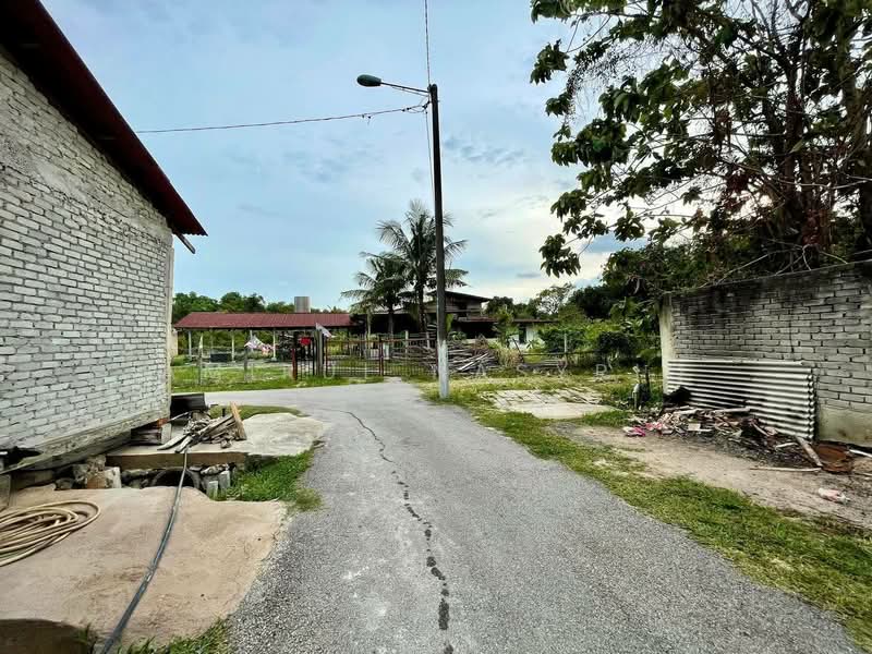 Agricultural Land for Sale in Semabok (Melaka) - Amirul Nasyriq - Exterior - PropertyGuru.com.my