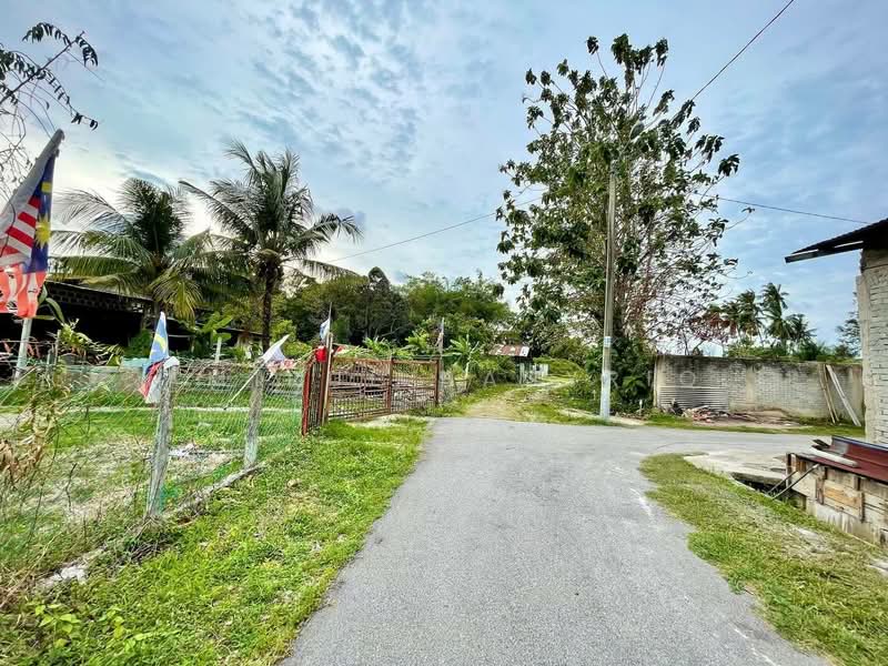 Agricultural Land for Sale in Semabok (Melaka) - Amirul Nasyriq - Exterior - PropertyGuru.com.my
