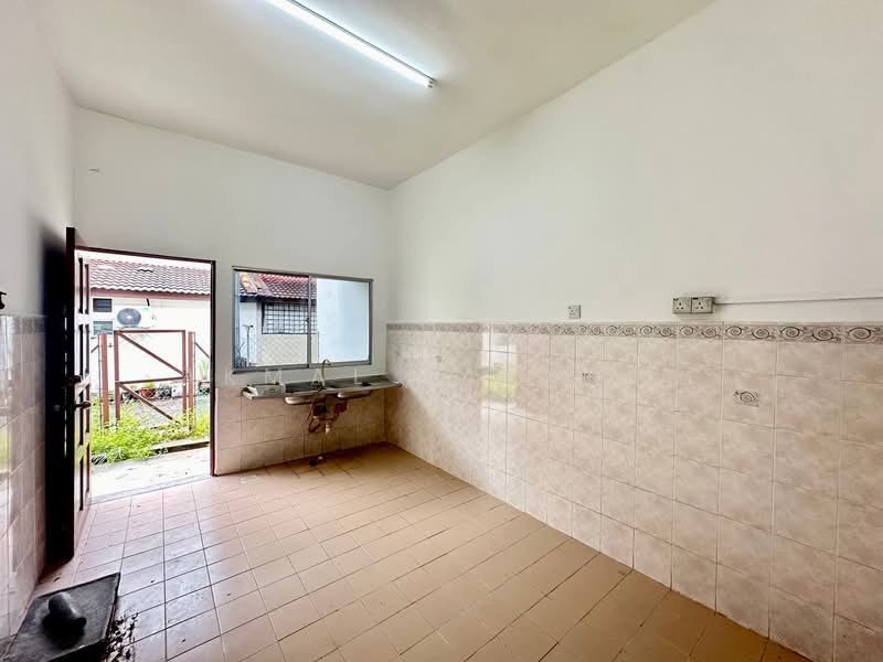 Seksyen 4 Bandar Baru Bangi untuk Untuk Dijual - RM 560,000, Mac 2026 - PropertyGuru.com.my