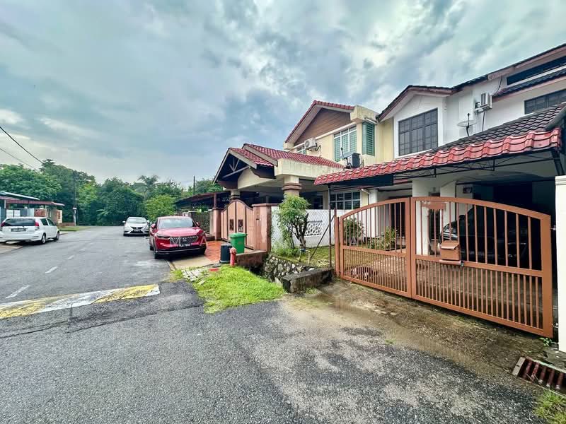 Seksyen 4 Bandar Baru Bangi untuk Untuk Dijual - RM 560,000, Mac 2026 - PropertyGuru.com.my