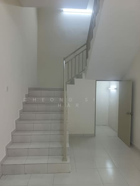 Taman Bunga Raya untuk Untuk Dijual - RM 368,000, Mac 2026 - Interior - PropertyGuru.com.my