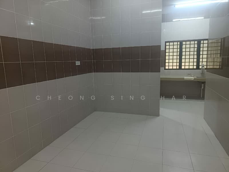 Taman Bunga Raya untuk Untuk Dijual - RM 368,000, Mac 2026 - Kitchen - PropertyGuru.com.my