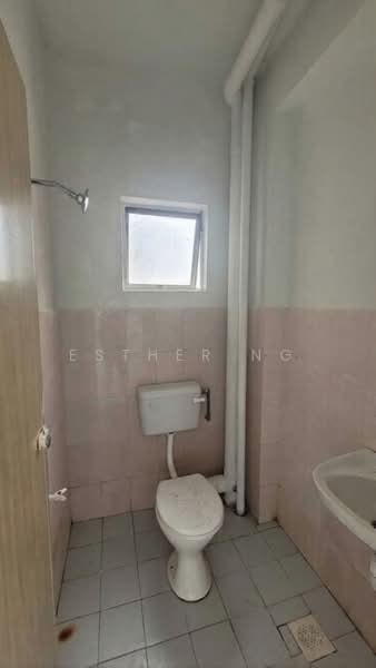 Amazing Heights untuk Untuk Disewa - RM 1,000 /bulan, Mac 2026 - Bathroom - PropertyGuru.com.my