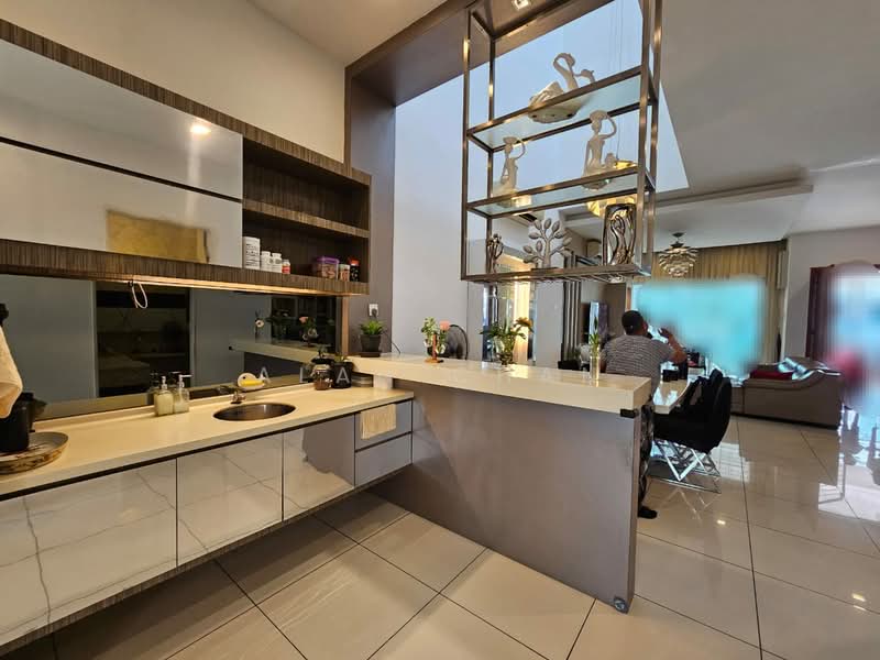 16 Sierra untuk Untuk Disewa - RM 4,500 /bulan, Mac 2026 - Kitchen - PropertyGuru.com.my